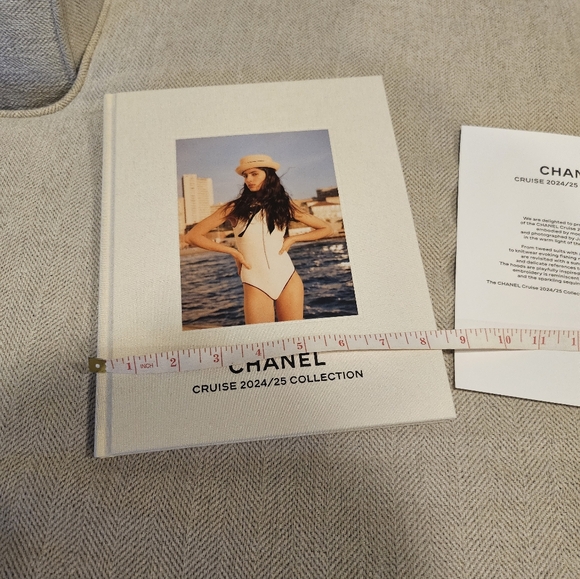 Brand new Chanel book - Picture 8 of 10
